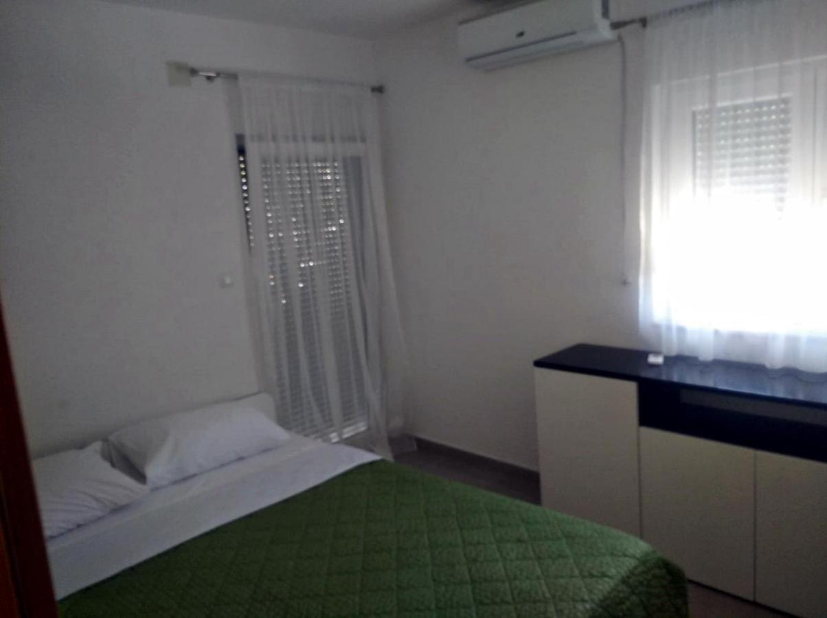 Secret Garden Apartment Неум Екстериор снимка