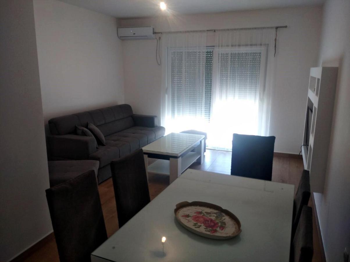 Secret Garden Apartment Неум Екстериор снимка